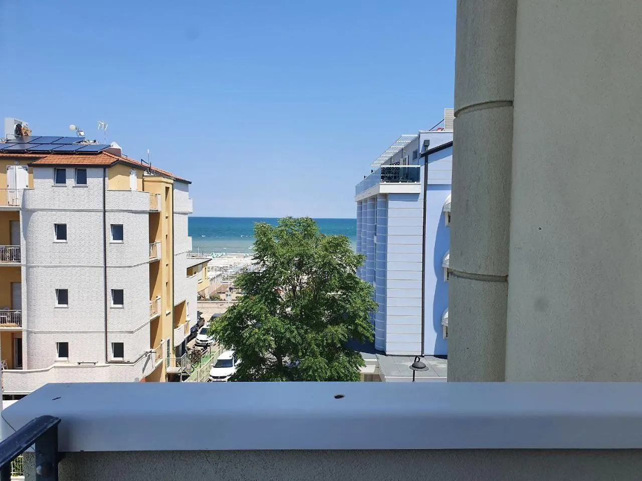 Hotel Moresco - Piscina Beach Village Riccione Italy