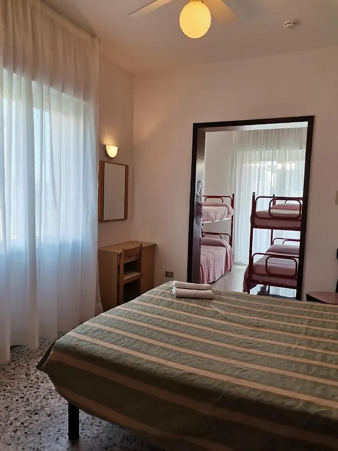 Hotel Moresco - Piscina Beach Village Riccione