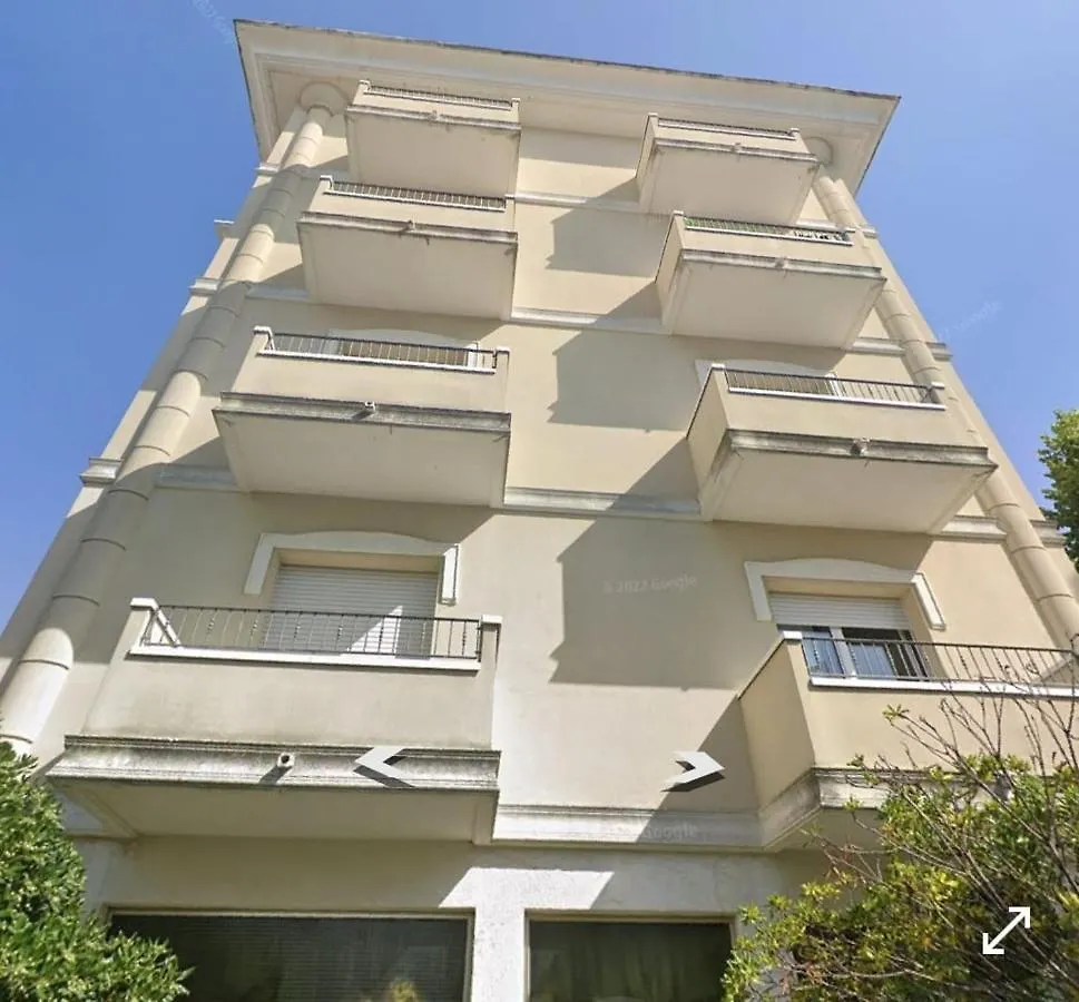 Hotel Moresco - Piscina Beach Village Riccione